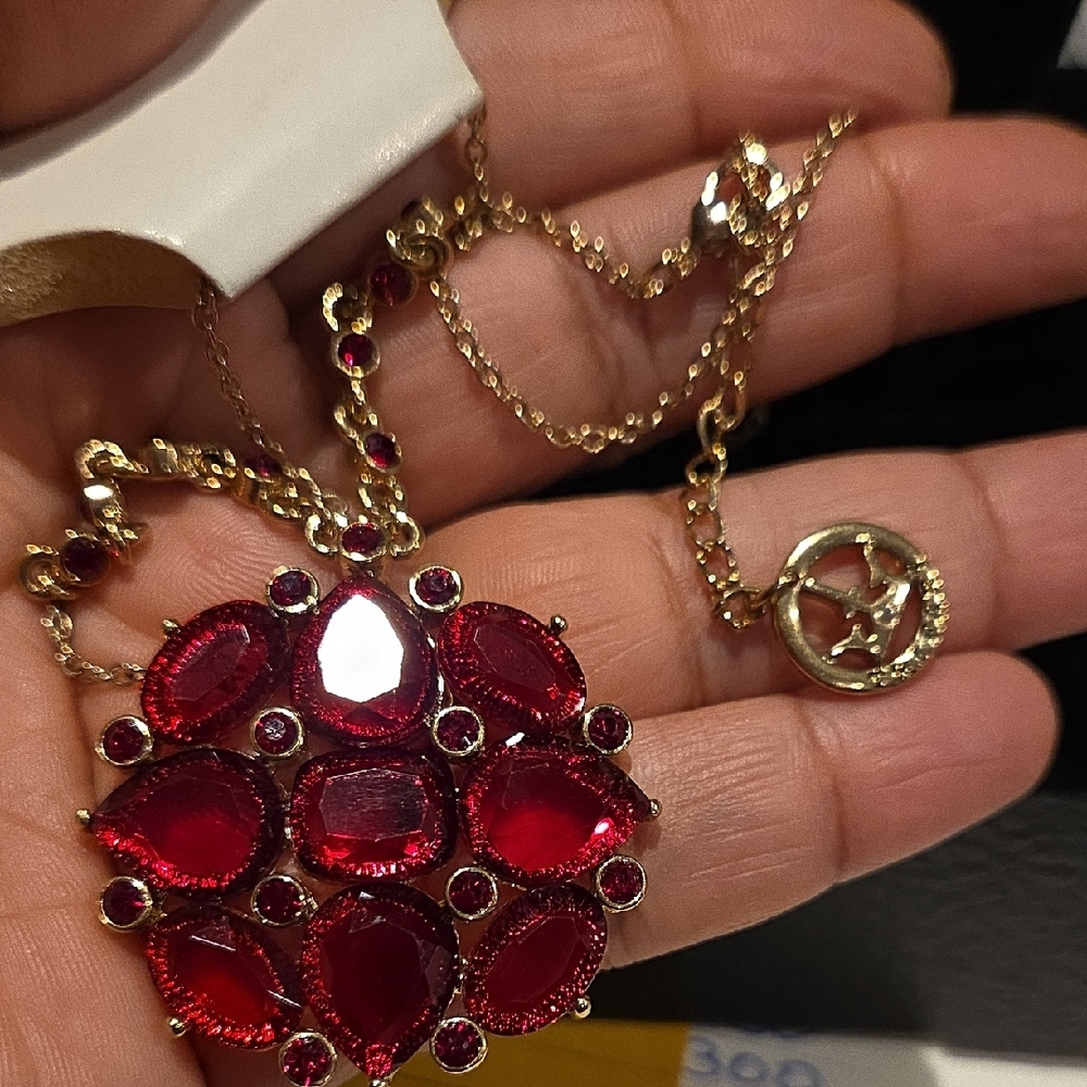 Trifari Gold Necklace with Red Accents - Picture 3 of 5
